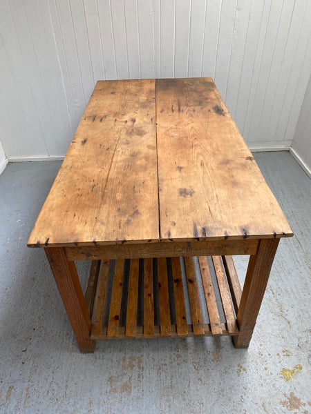 Art Room Table