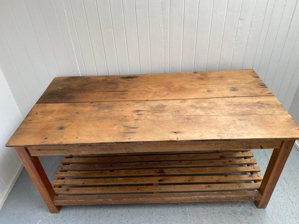Art Room Table