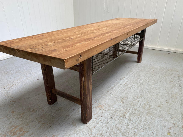 Art Room Table