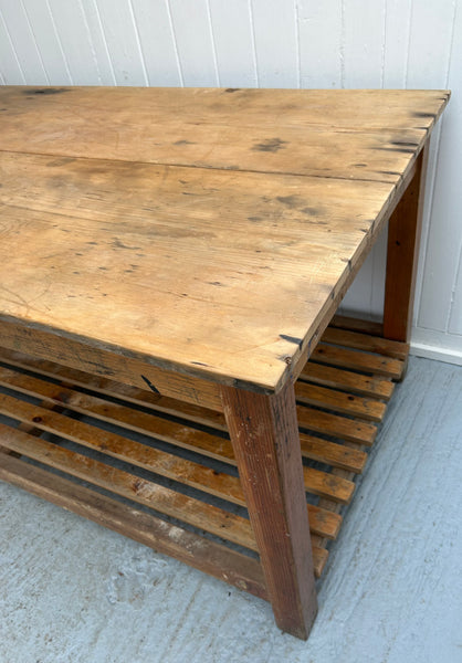 Art Room Table