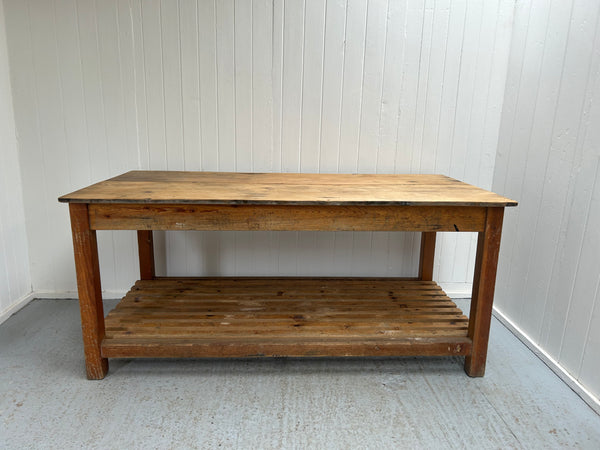 Art Room Table